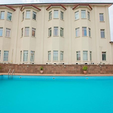 The Congress Hotel Accra Exterior photo