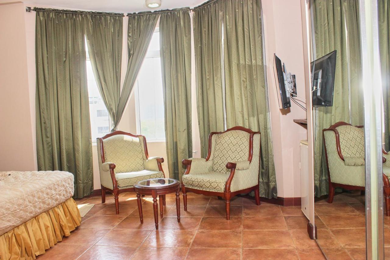 The Congress Hotel Accra Exterior photo