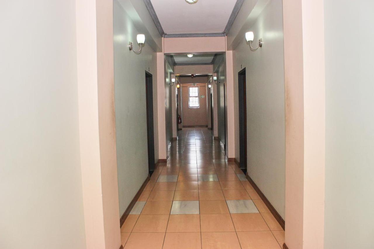 The Congress Hotel Accra Exterior photo