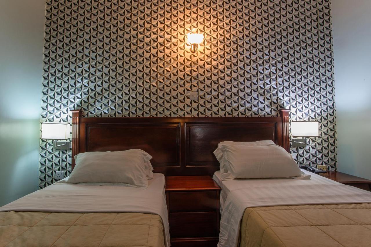 The Congress Hotel Accra Exterior photo
